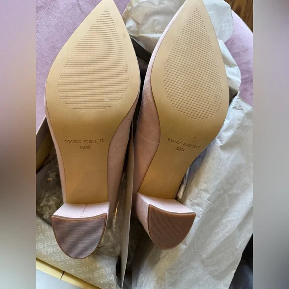 Pink pumps wide width - Picture 5 of 6